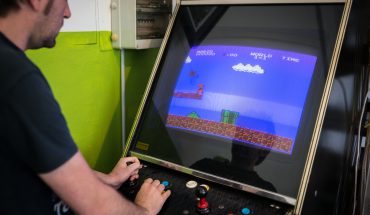 Spela klassiska arkadspel på datorn